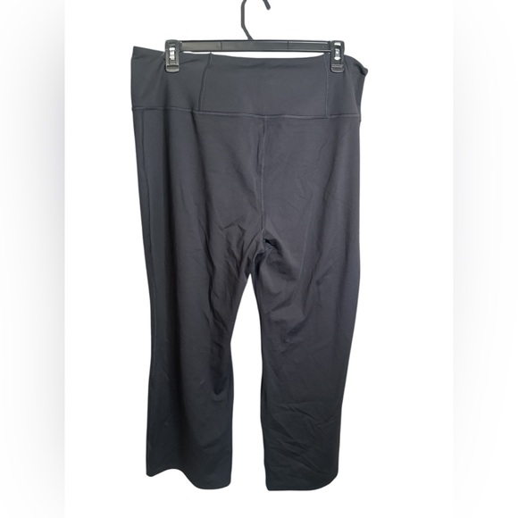 HALARA High Waisted Back Pocket Plain Plus Size Slight Flare Leggings SIZE 3X - Picture 9 of 16